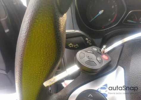 2014 Ford Focus Se z USA, uszkodzony, nr VIN 1FADP3F27EL251990